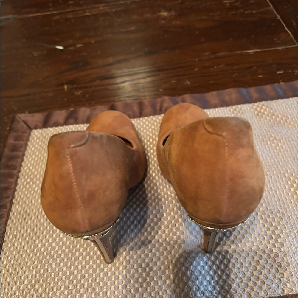 Brown Tory Burch High Heel! - Picture 6 of 8